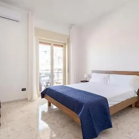 8 Guests Ac, Balcony And Wifi Apartment *